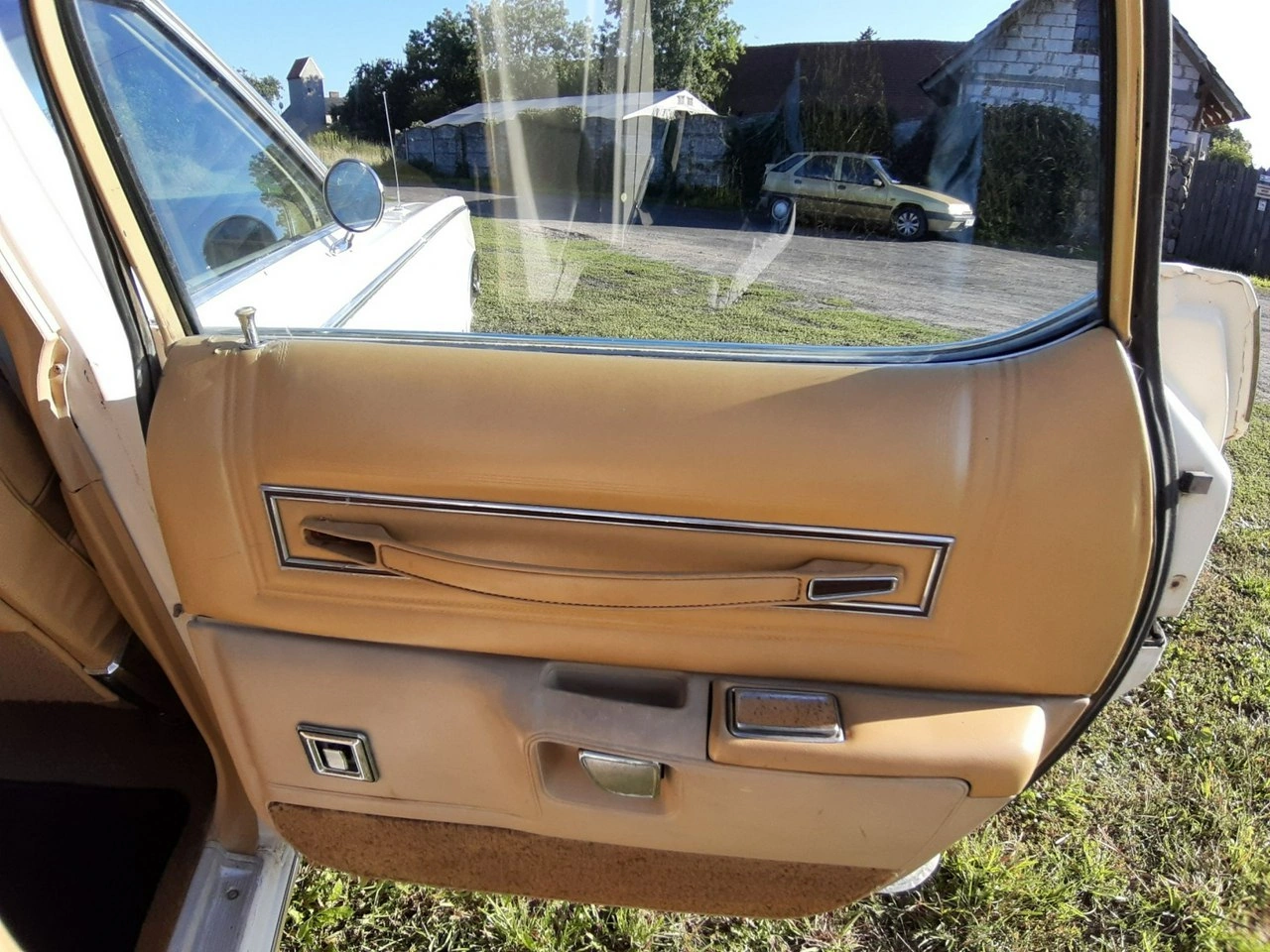 Chrysler Town & Country - Zdjęcie 11