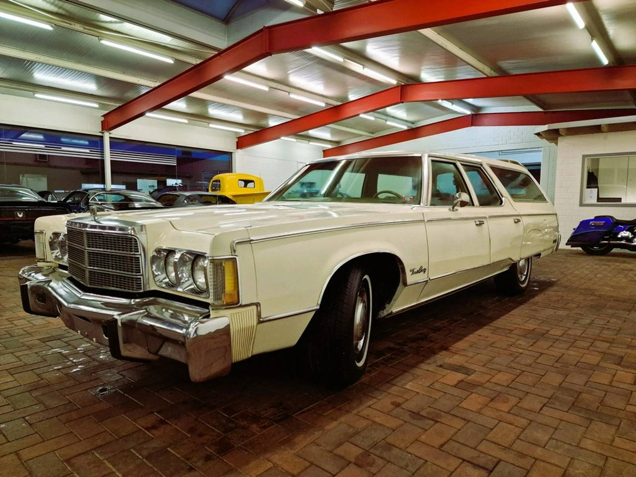 Chrysler Town & Country - Zdjęcie 23