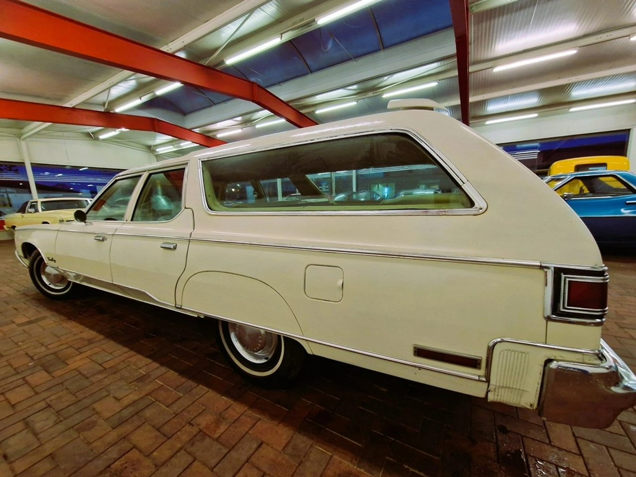 Chrysler Town & Country - Zdjęcie 33