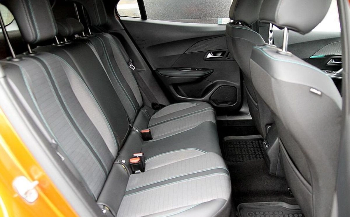 Peugeot 2008 - Zdjęcie 24