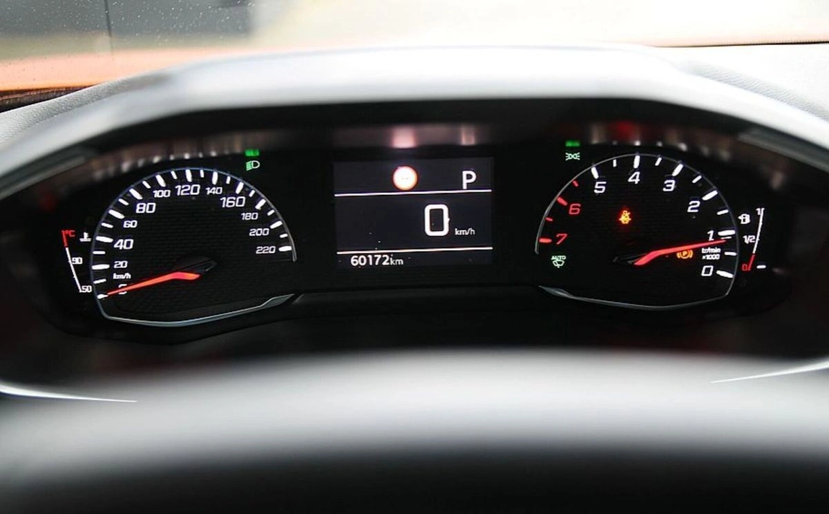 Peugeot 2008 - Zdjęcie 28