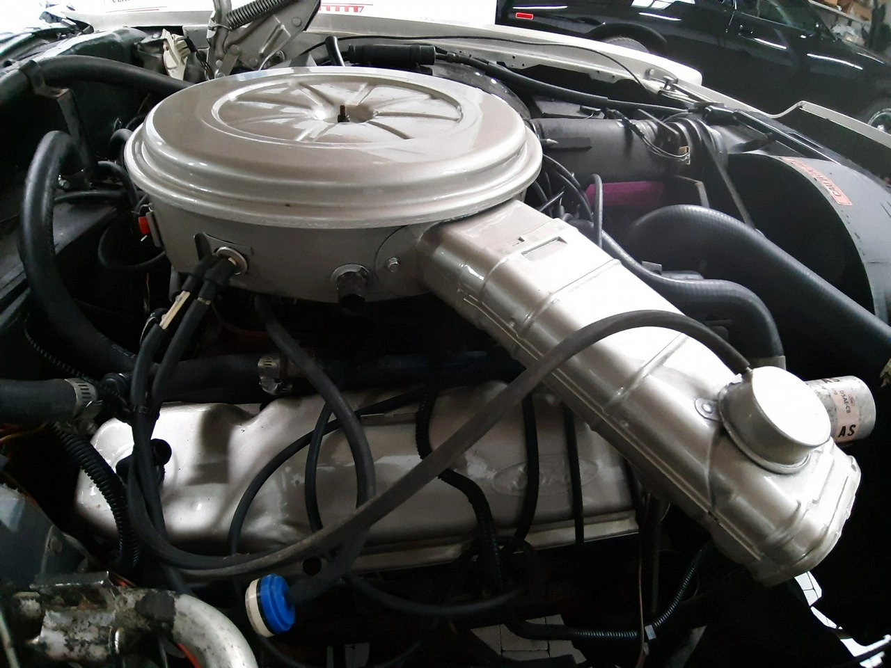 Ford LTD - Zdjęcie 25