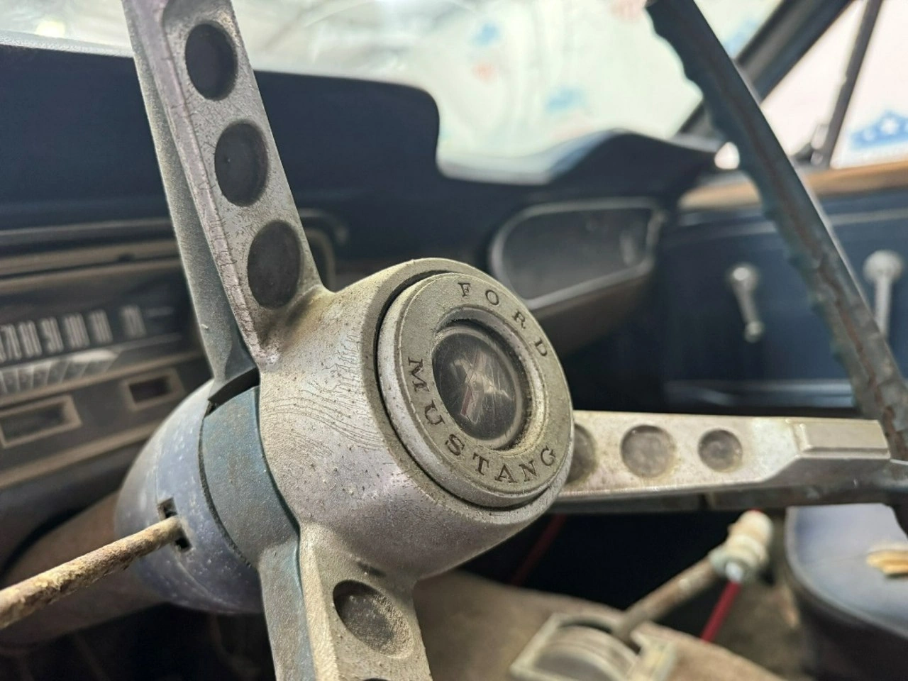 Ford Mustang - Zdjęcie 21