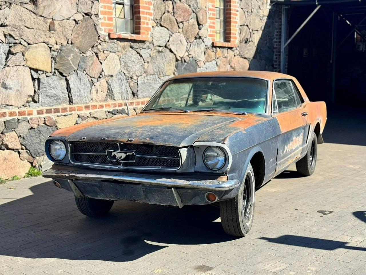 Ford Mustang - Zdjęcie 30