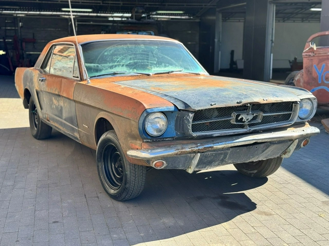 Ford Mustang - Zdjęcie 29