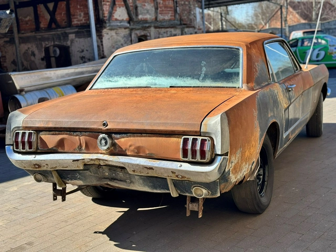 Ford Mustang - Zdjęcie 36