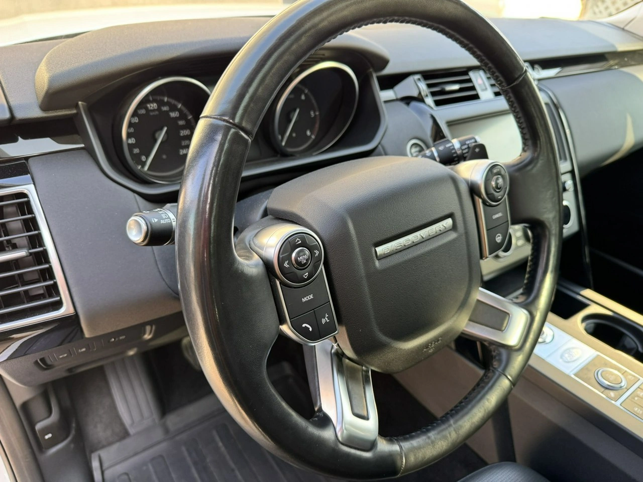 Land Rover Discovery - Zdjęcie 32