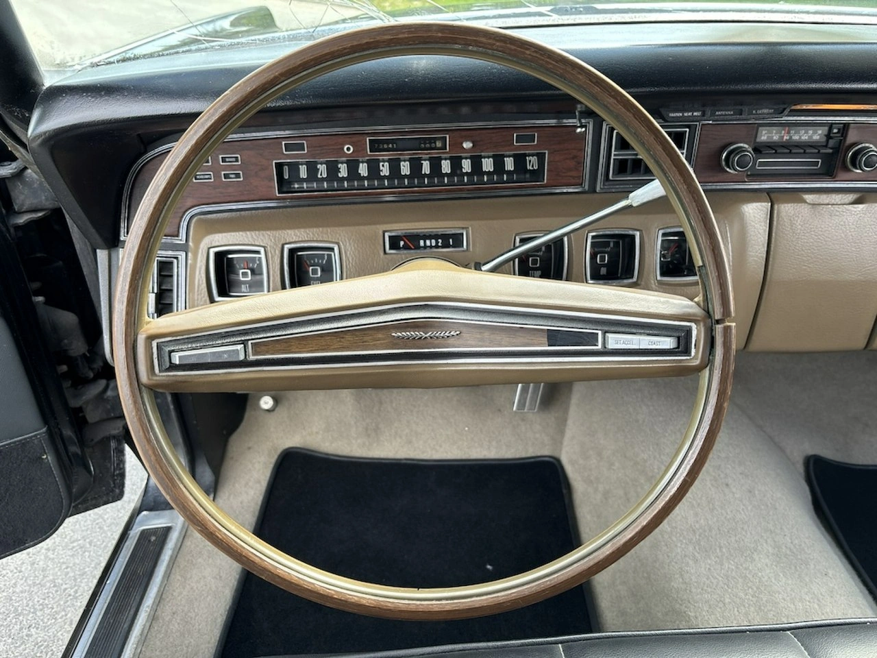 Lincoln Continental - Zdjęcie 12
