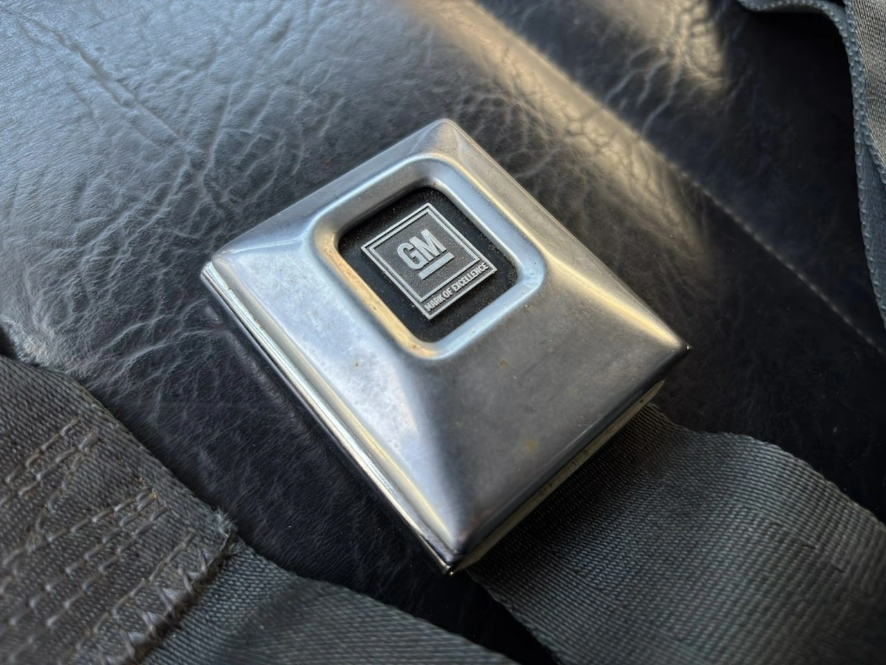 Oldsmobile Toronado - Zdjęcie 28