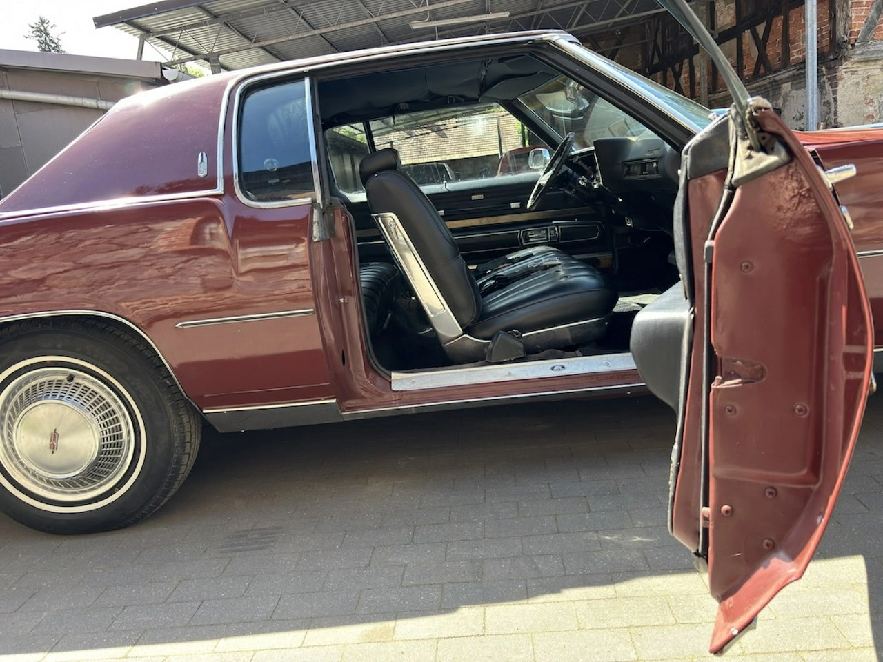 Oldsmobile Toronado - Zdjęcie 31