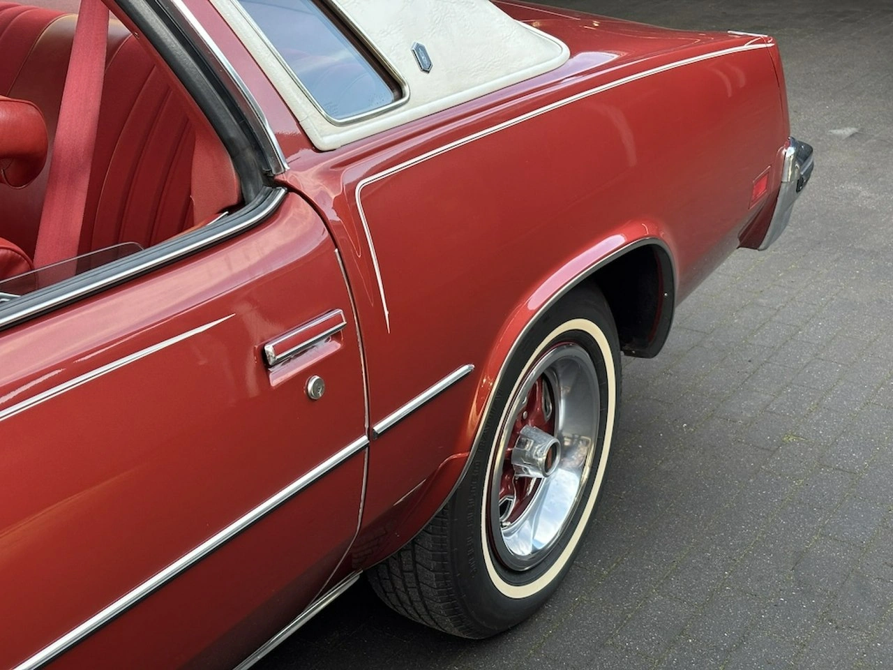 Oldsmobile Toronado - Zdjęcie 32