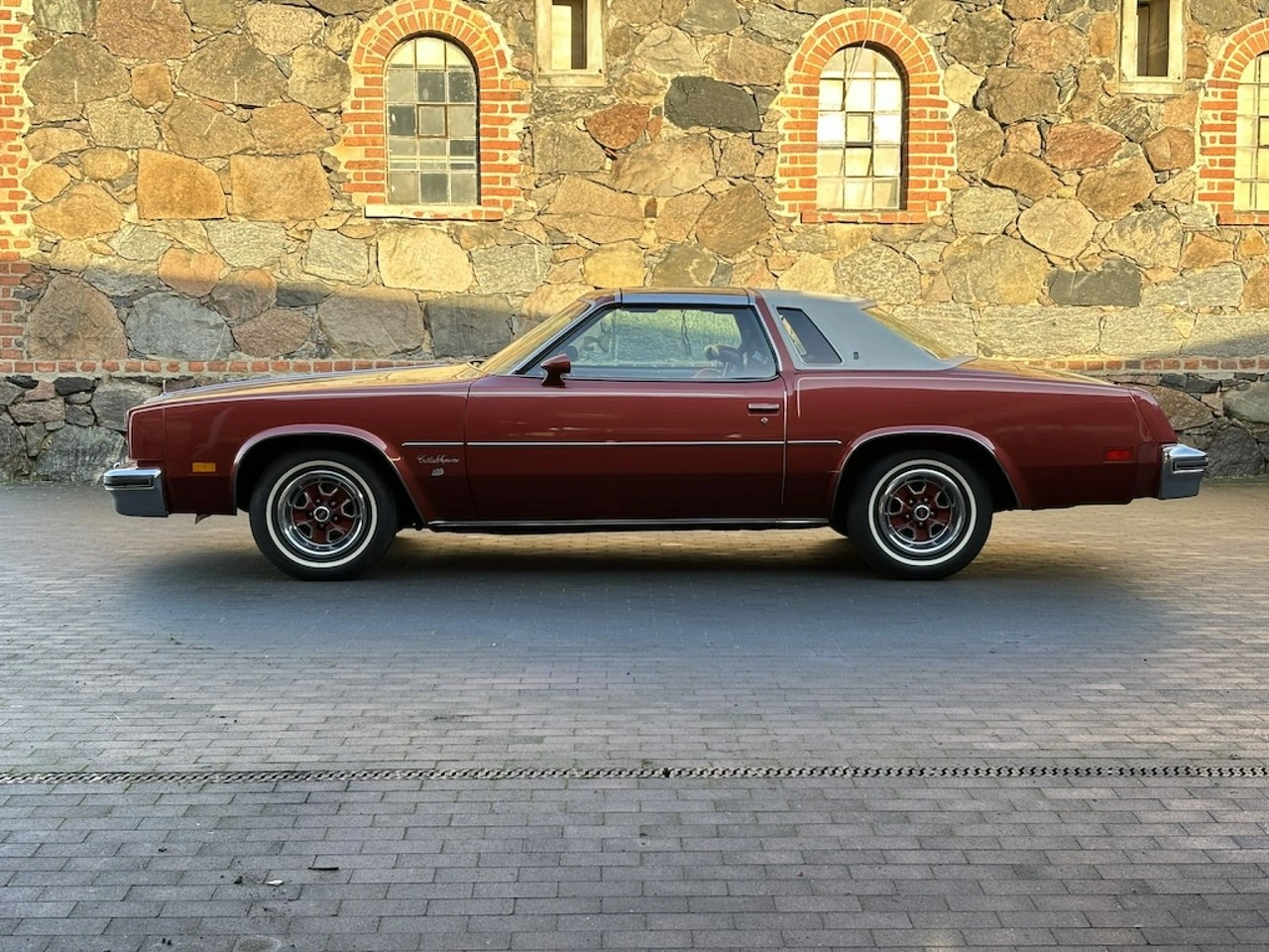 Oldsmobile Toronado - Zdjęcie 3