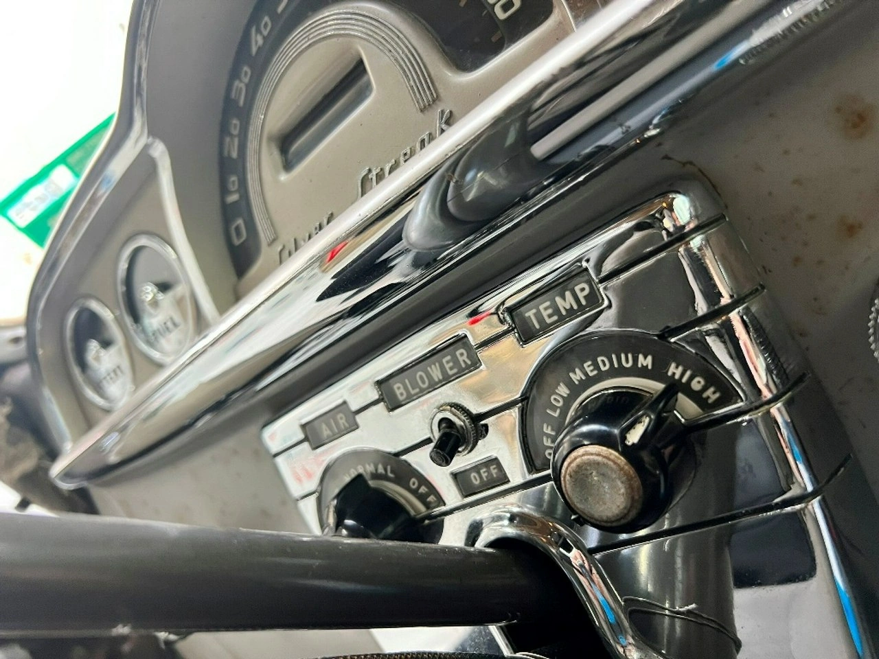 Pontiac Chieftain - Zdjęcie 44