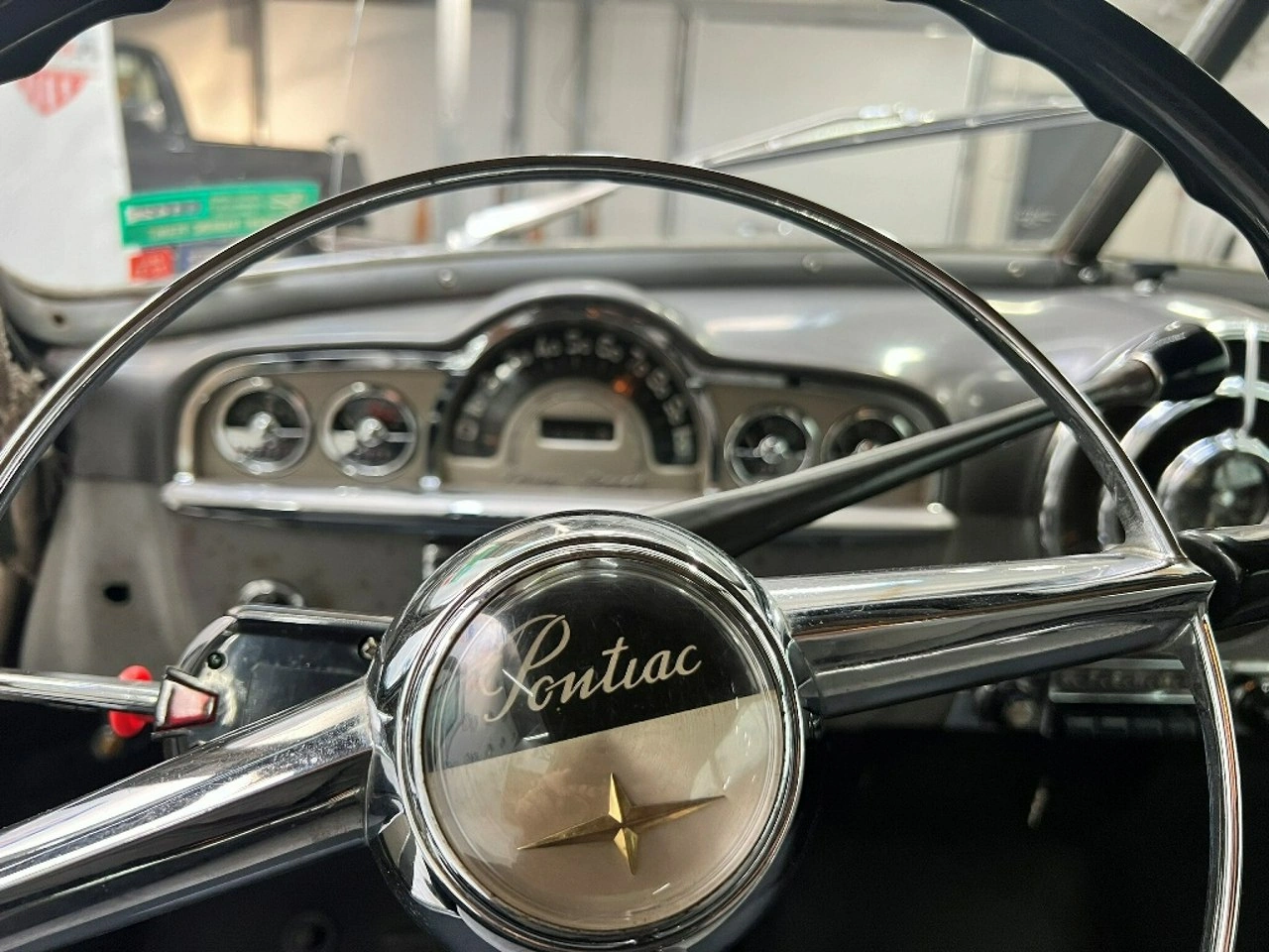 Pontiac Chieftain - Zdjęcie 51