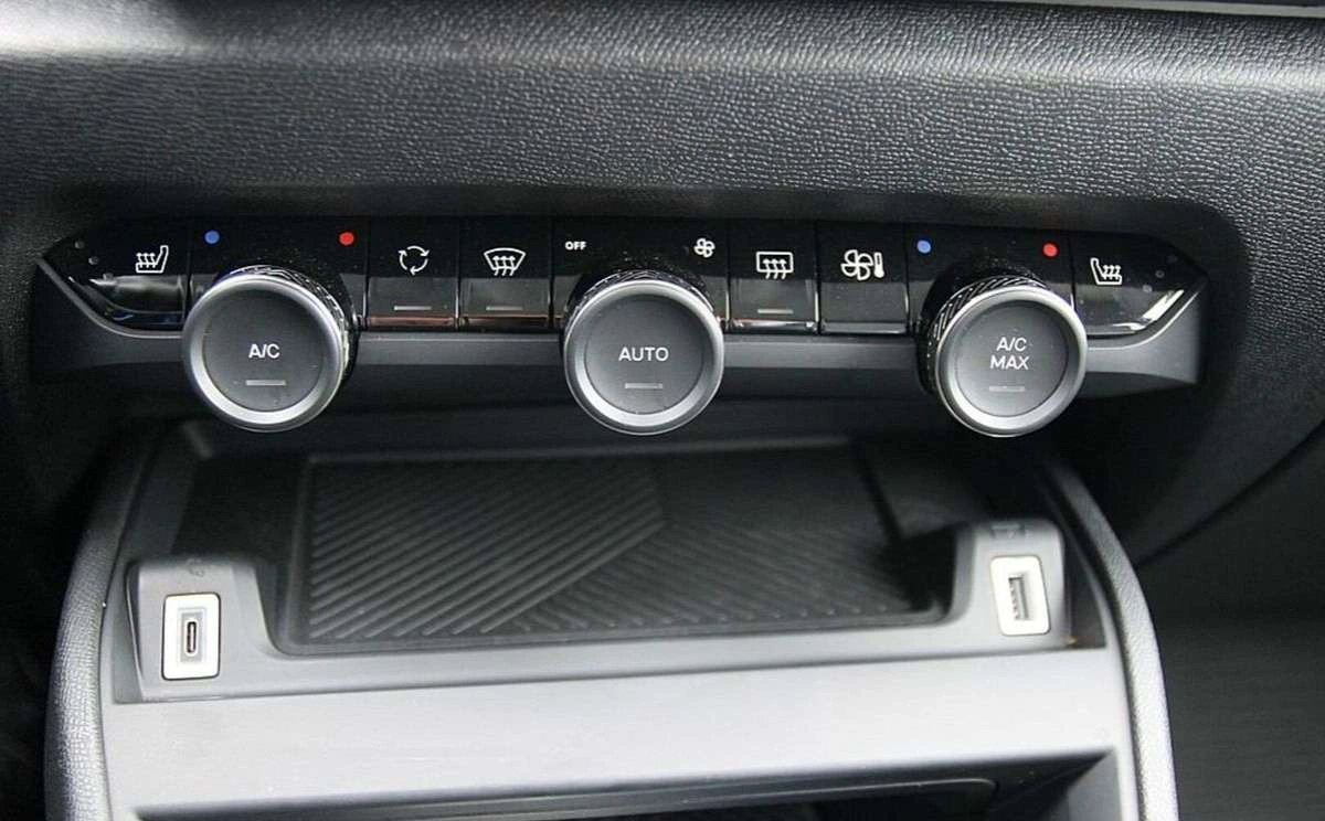 Citroën C4X - Zdjęcie 25