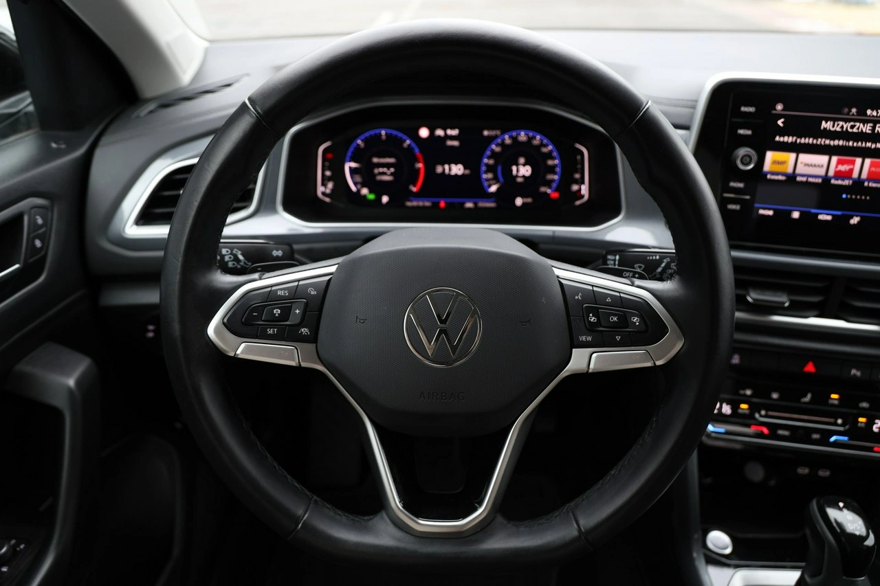 Volkswagen T-Roc - Zdjęcie 13
