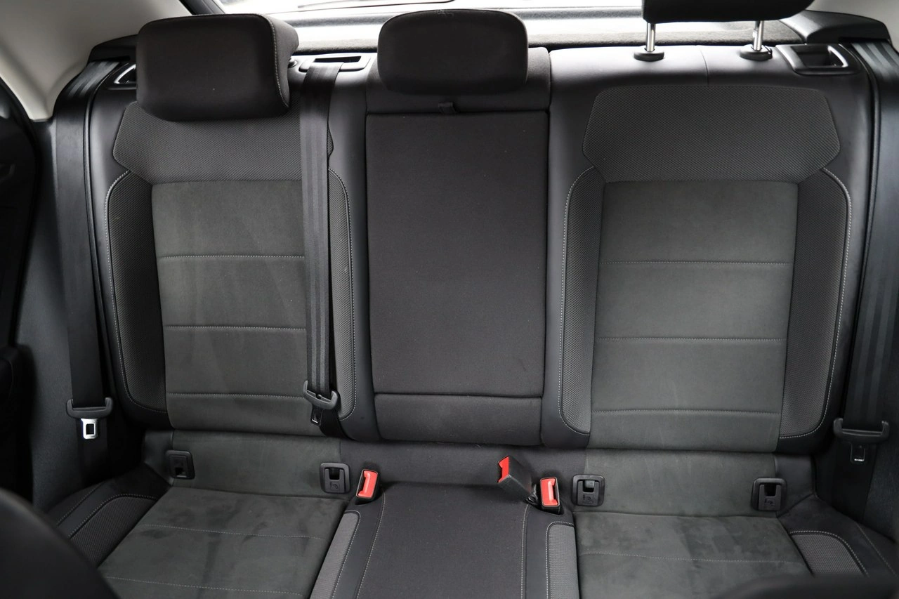 Volkswagen T-Roc - Zdjęcie 19