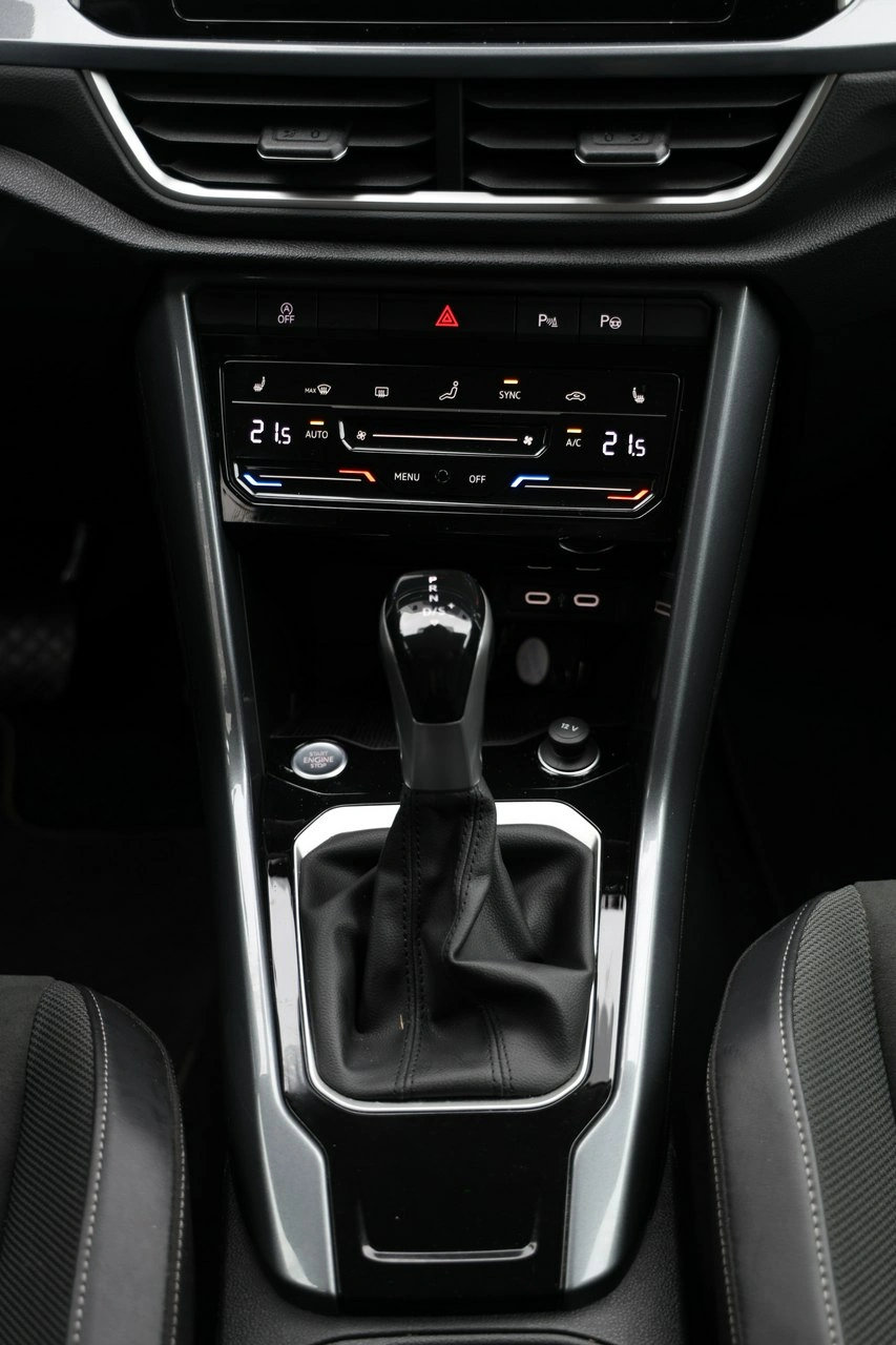 Volkswagen T-Roc - Zdjęcie 29