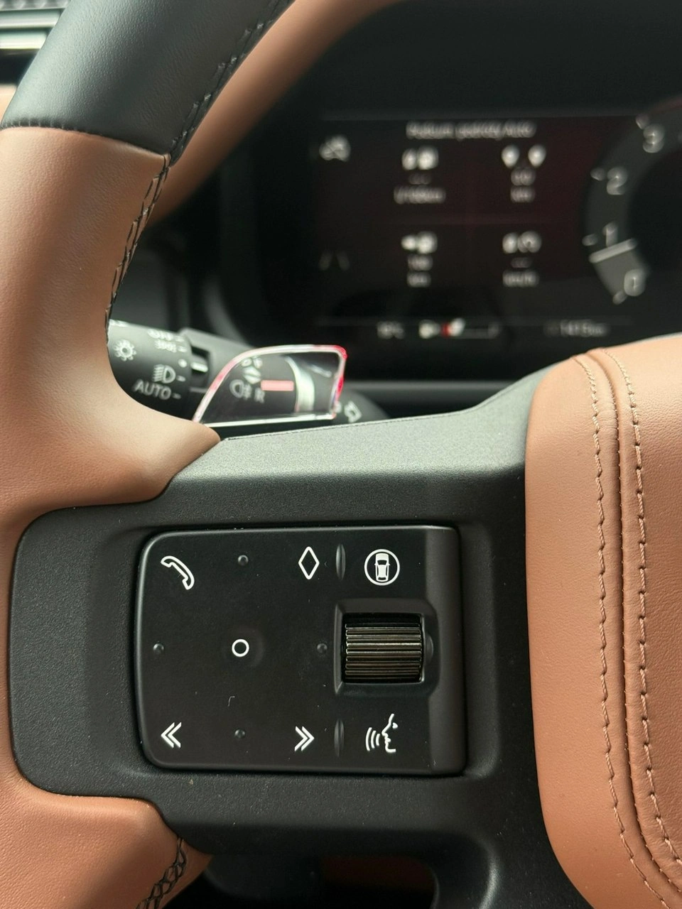 Land Rover Defender - Zdjęcie 15