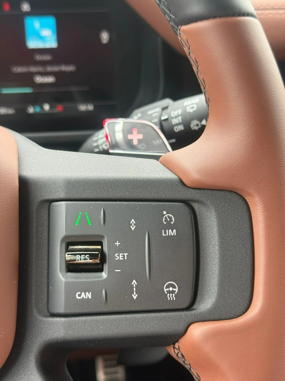 Land Rover Defender - Zdjęcie 16