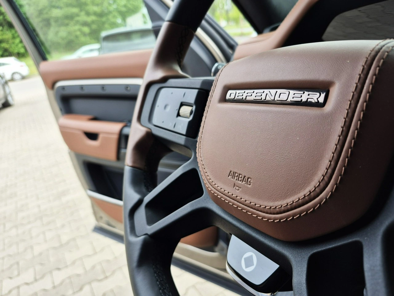 Land Rover Defender - Zdjęcie 33