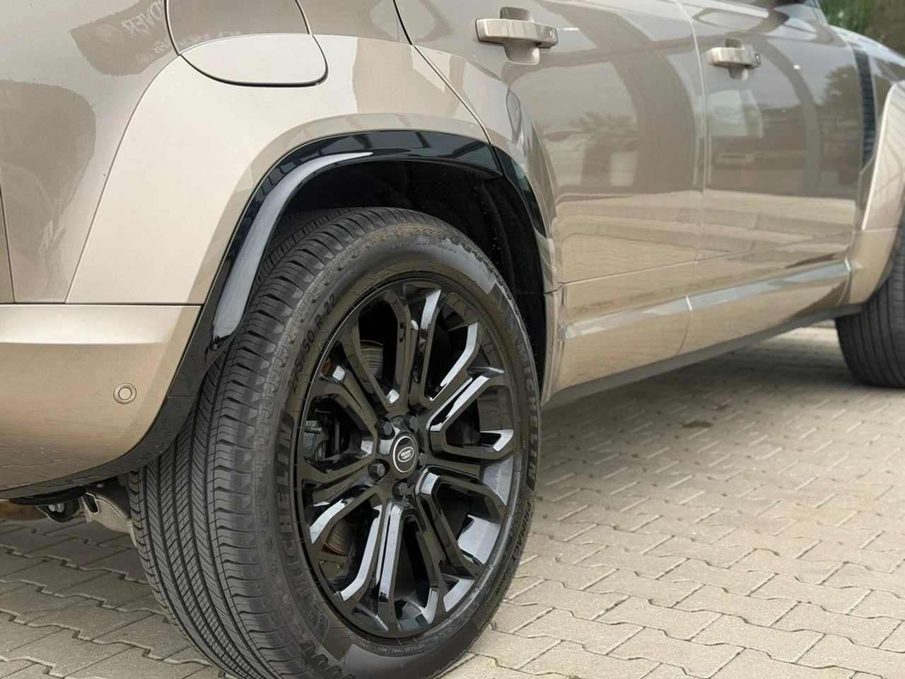 Land Rover Defender - Zdjęcie 8