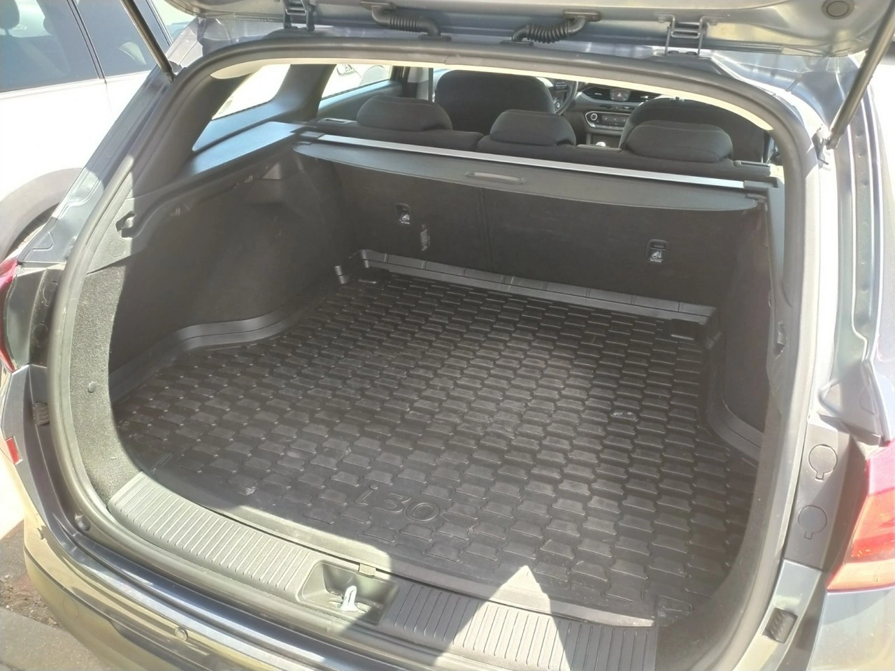 Hyundai i30 - Zdjęcie 12