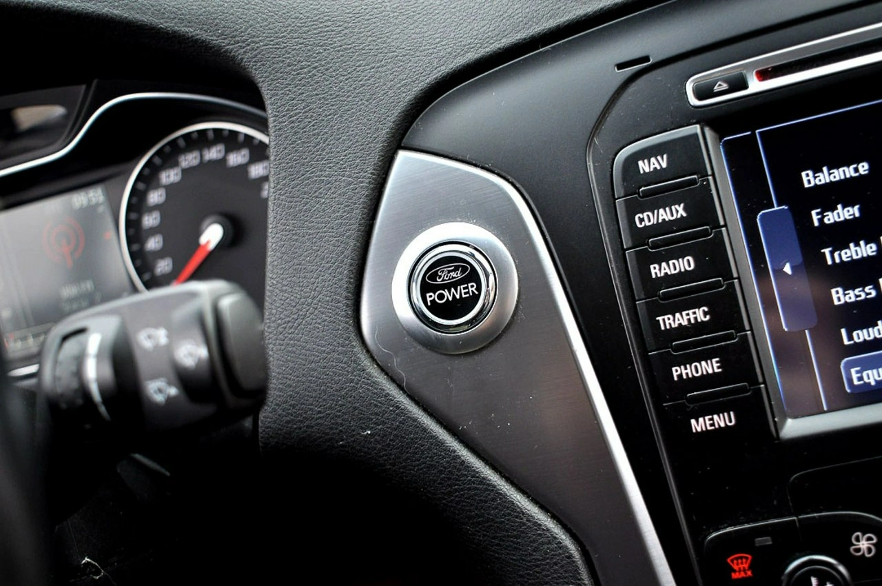 Ford Mondeo - Zdjęcie 16