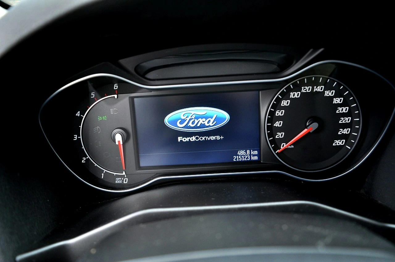 Ford Mondeo - Zdjęcie 19