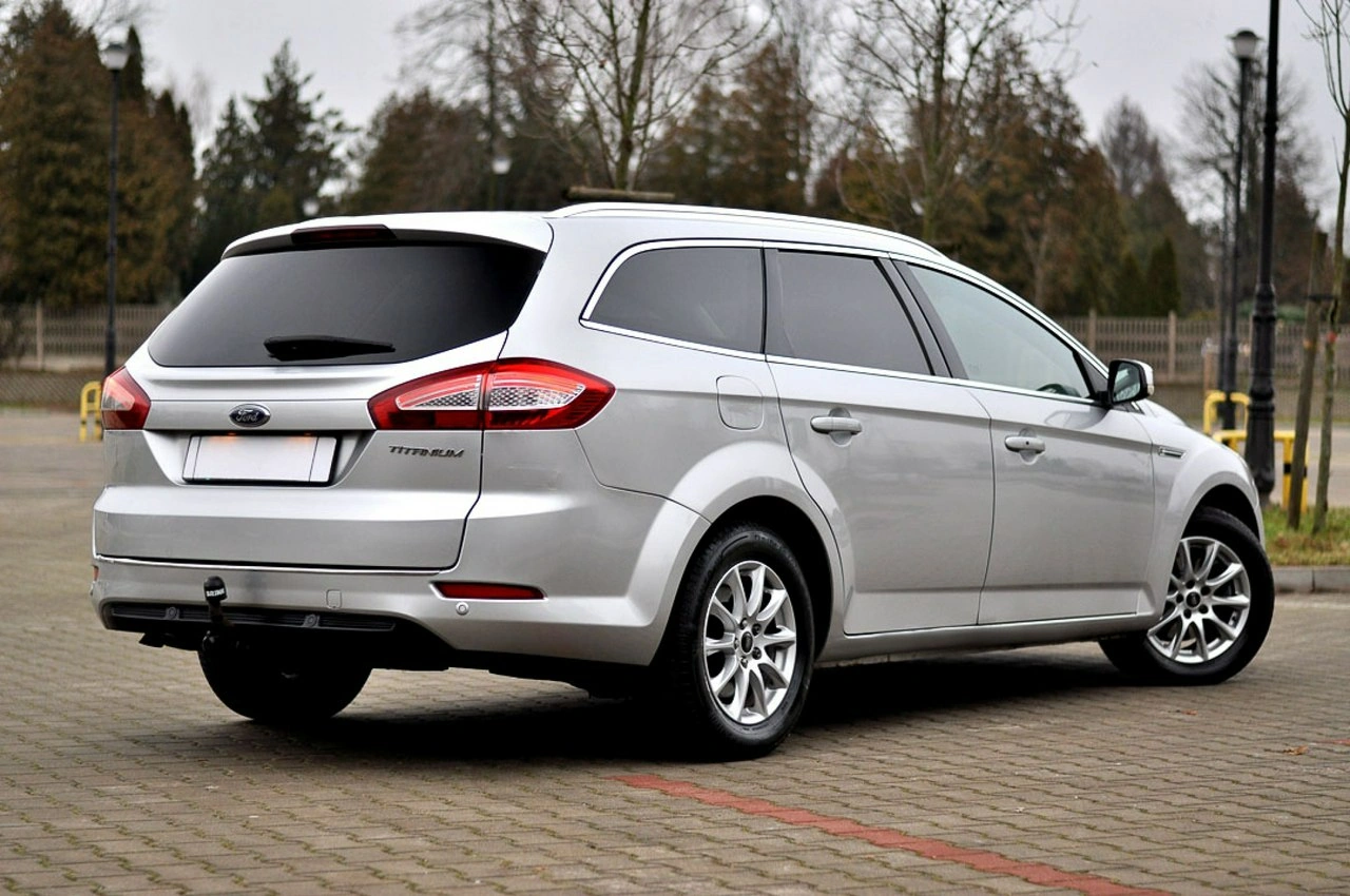 Ford Mondeo - Zdjęcie 30