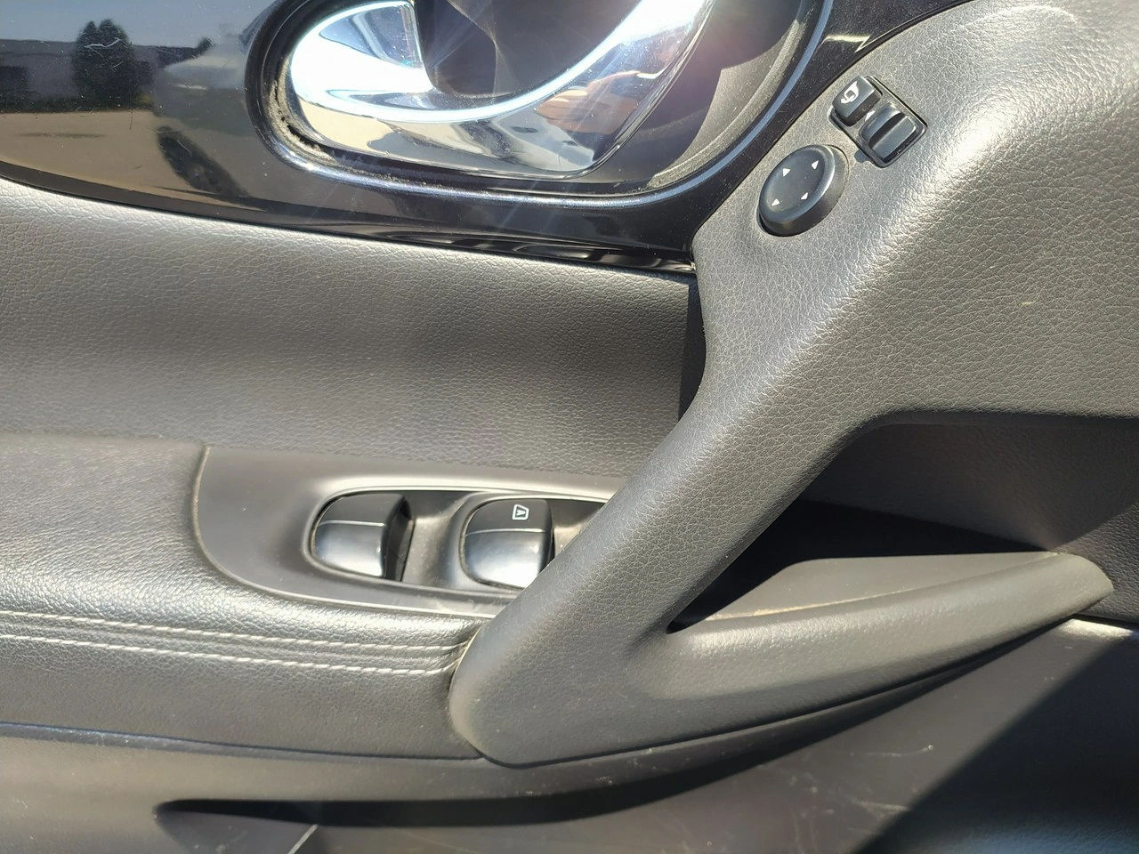 Nissan Qashqai - Zdjęcie 15