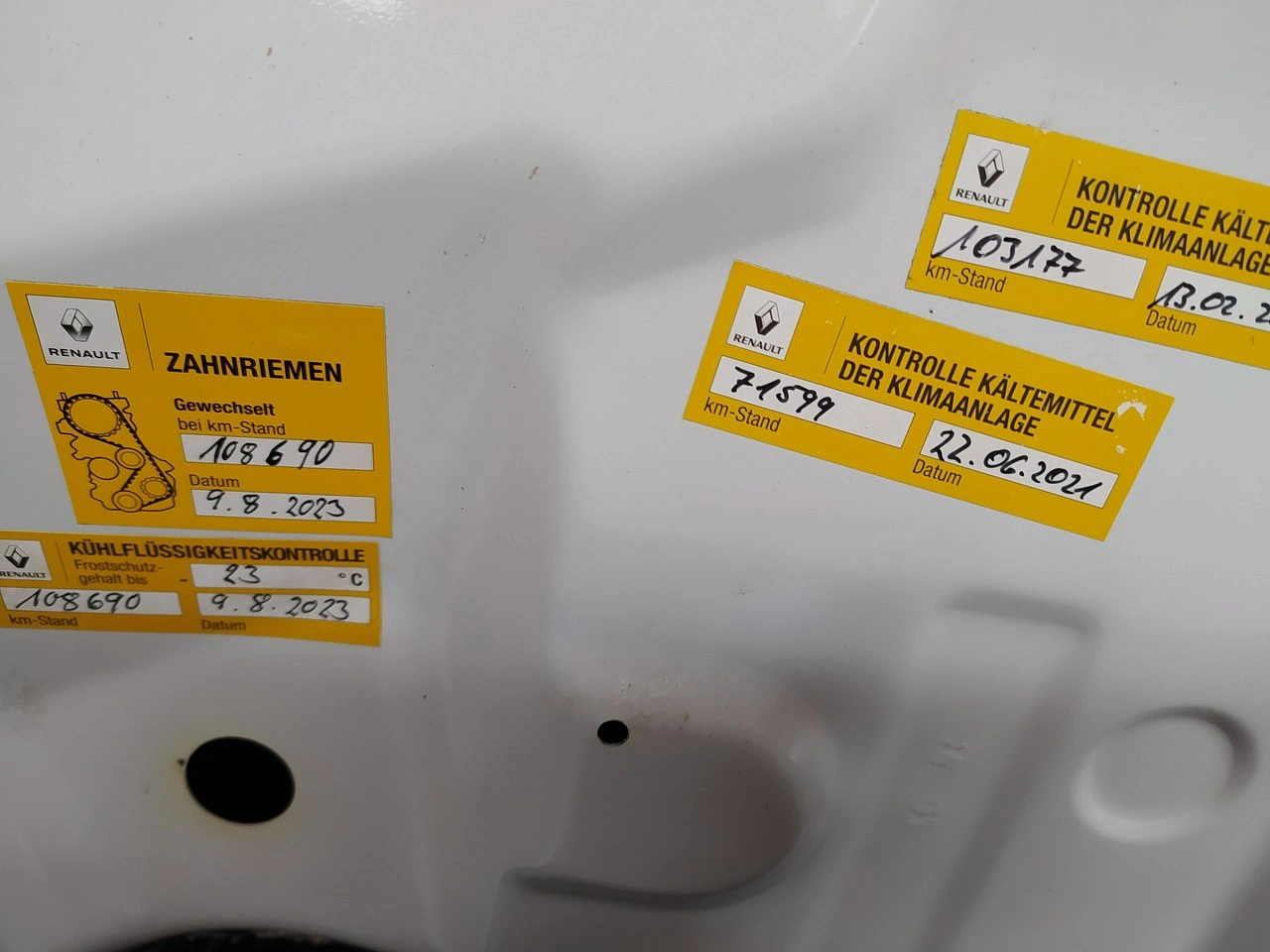 Renault Clio - Zdjęcie 16