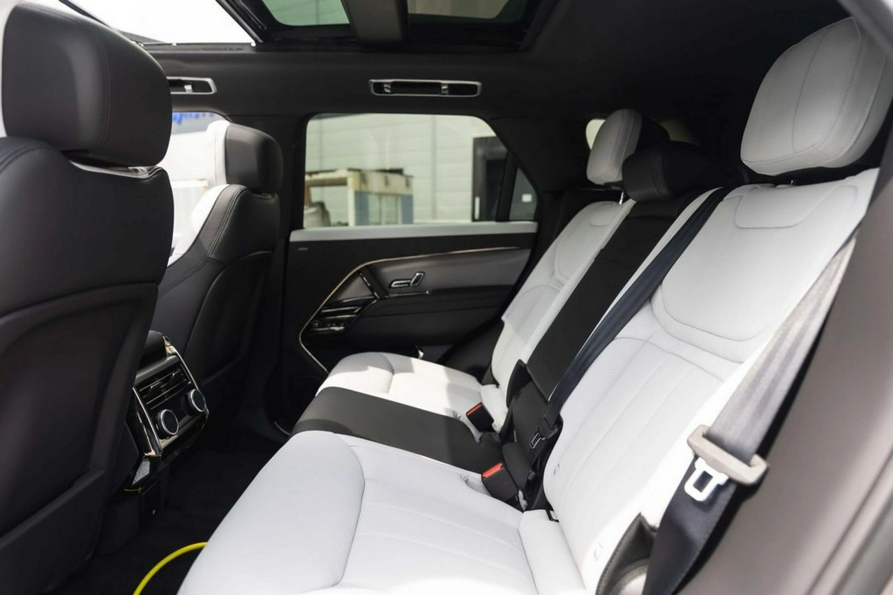 Land Rover Range Rover Sport - Zdjęcie 24