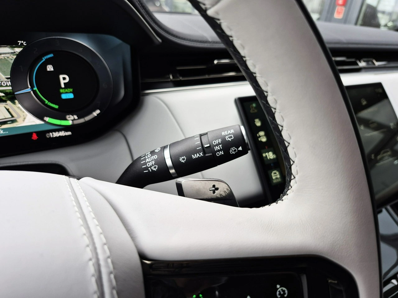 Land Rover Range Rover Sport - Zdjęcie 31