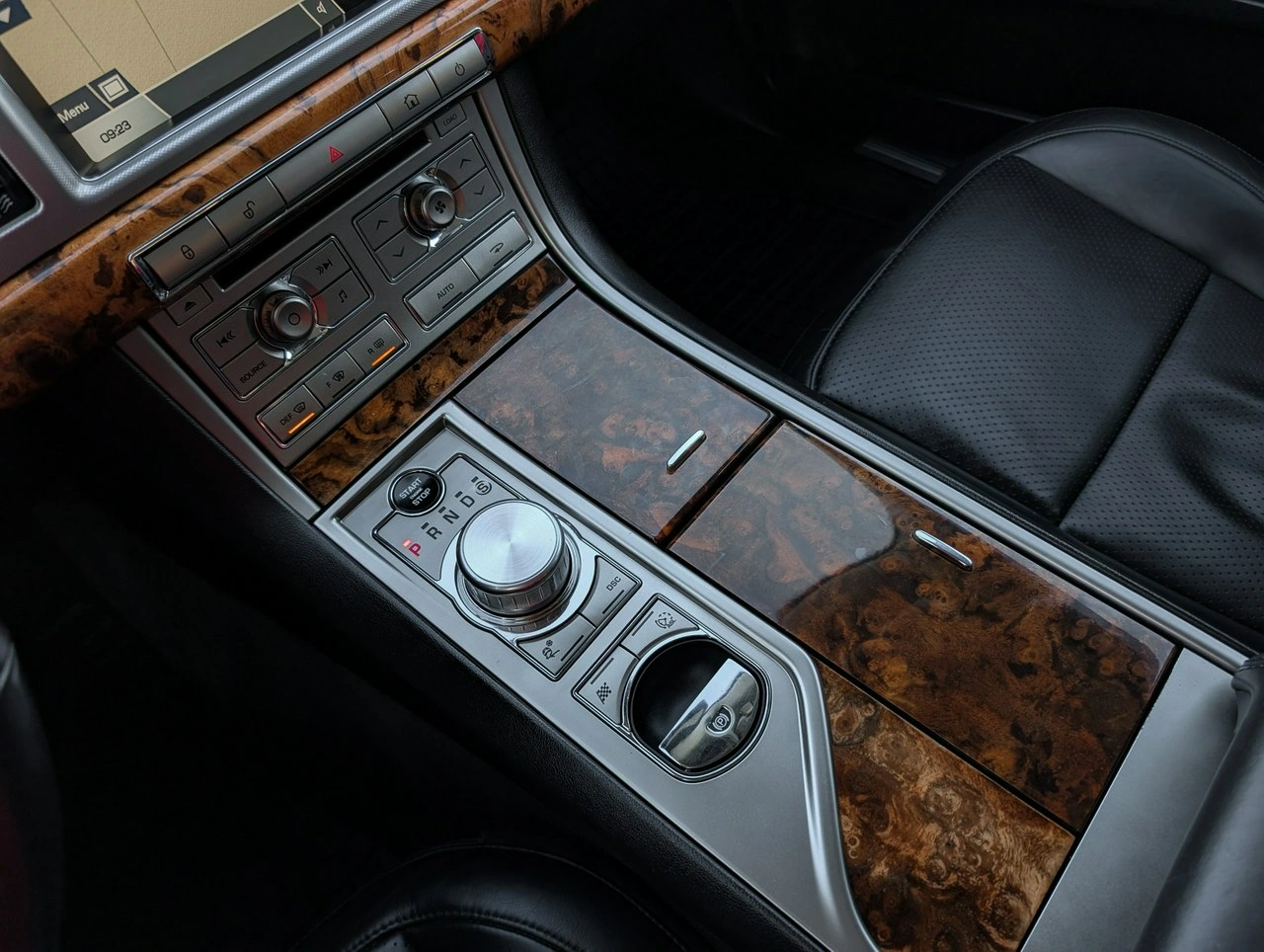 Jaguar XF - Zdjęcie 33