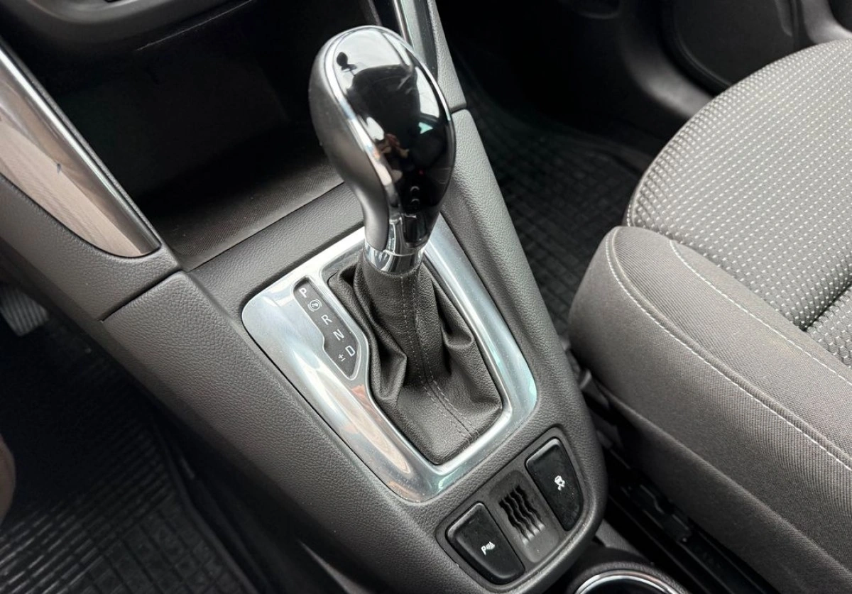 Opel Zafira - Zdjęcie 17