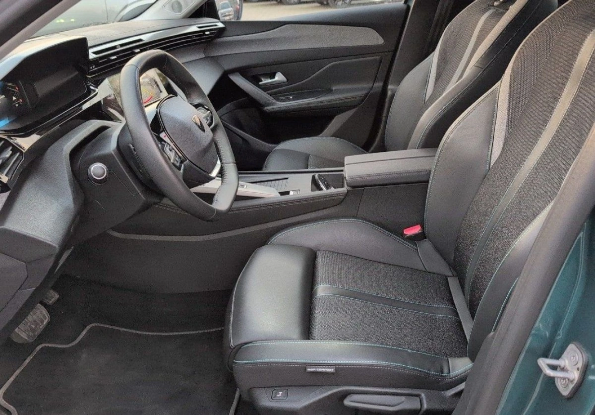 Peugeot 308 - Zdjęcie 9