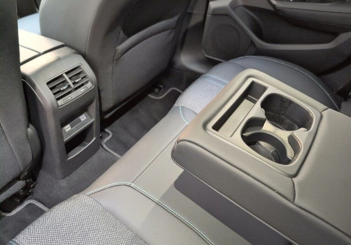 Peugeot 308 - Zdjęcie 12