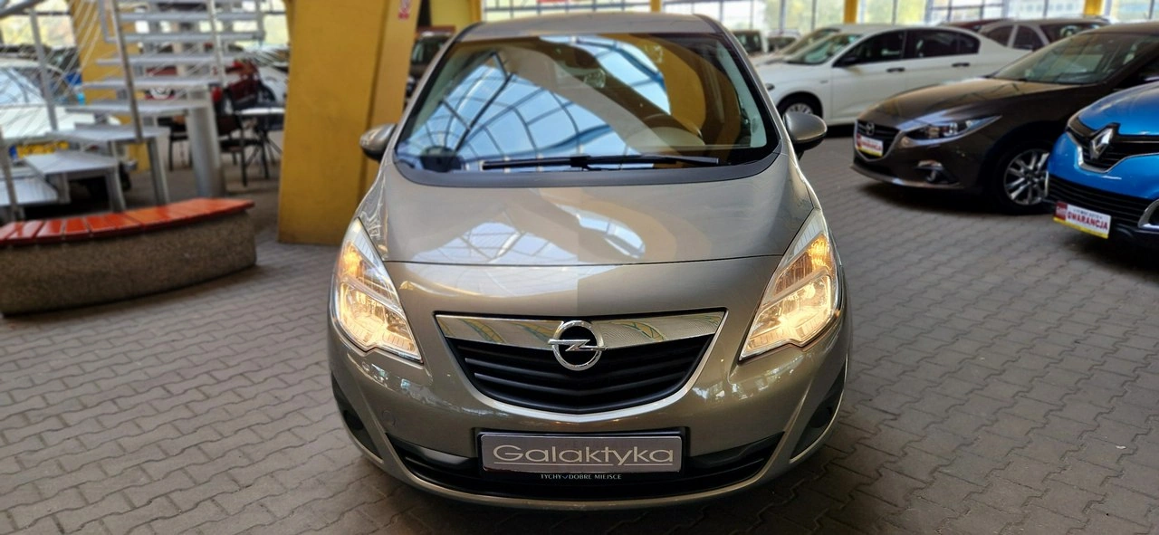 Opel Meriva - Zdjęcie 2