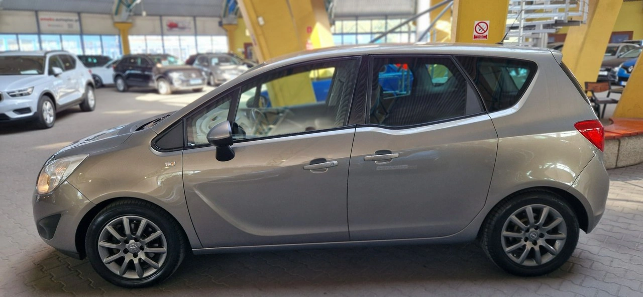 Opel Meriva - Zdjęcie 4