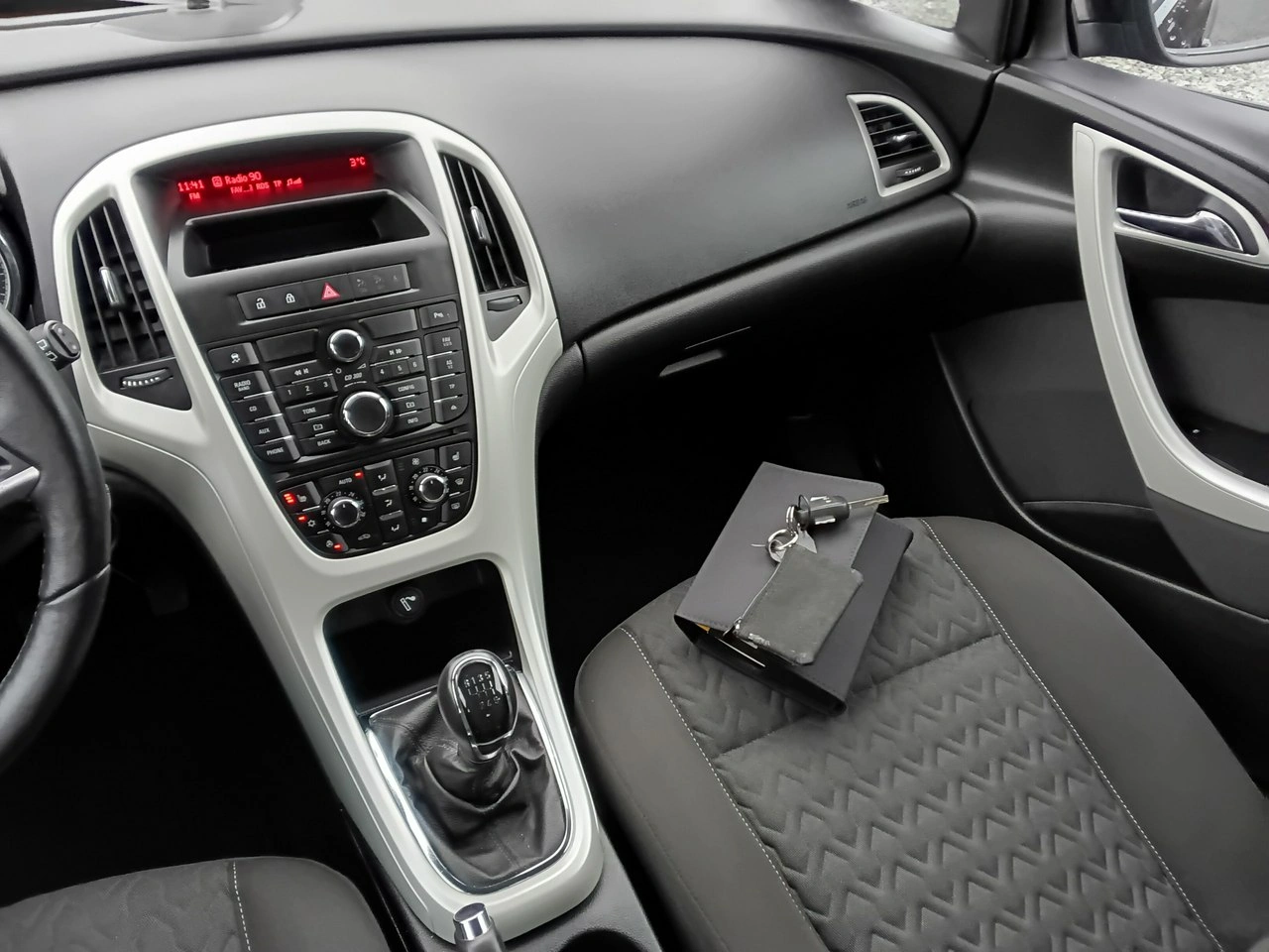 Opel Astra - Zdjęcie 13