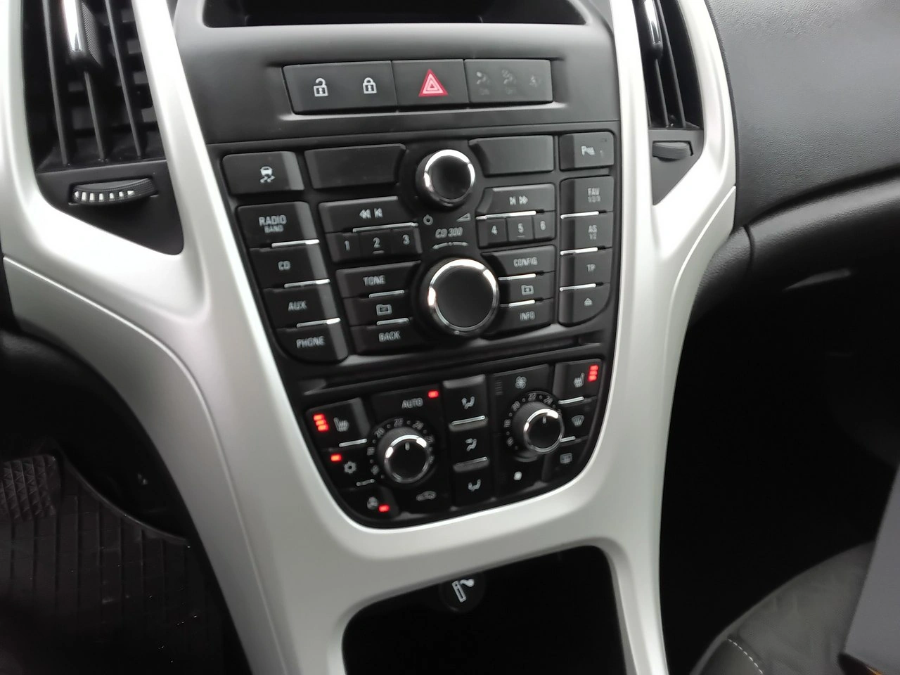 Opel Astra - Zdjęcie 16