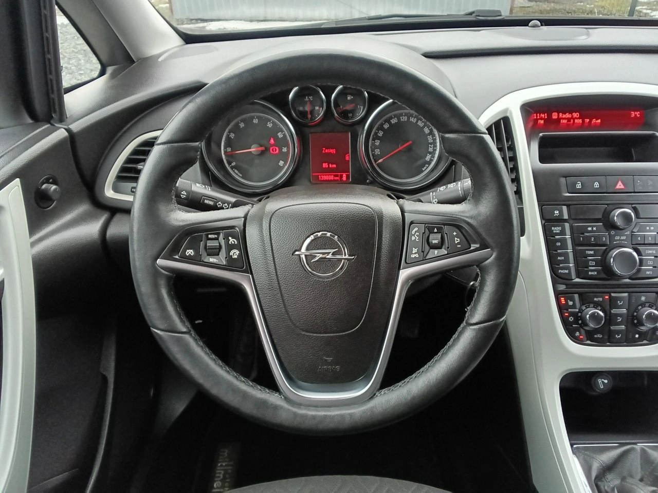 Opel Astra - Zdjęcie 21