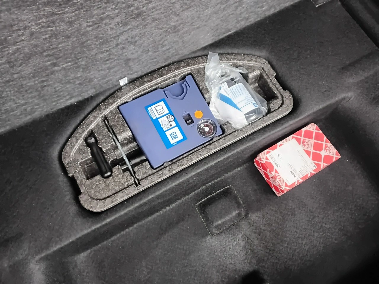 Opel Astra - Zdjęcie 27