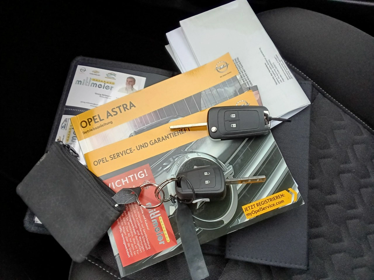 Opel Astra - Zdjęcie 29