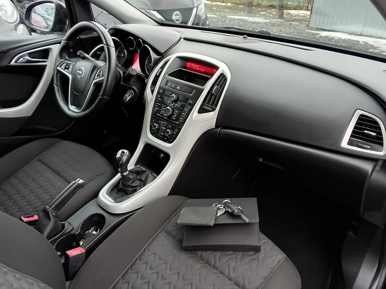 Opel Astra - Zdjęcie 6