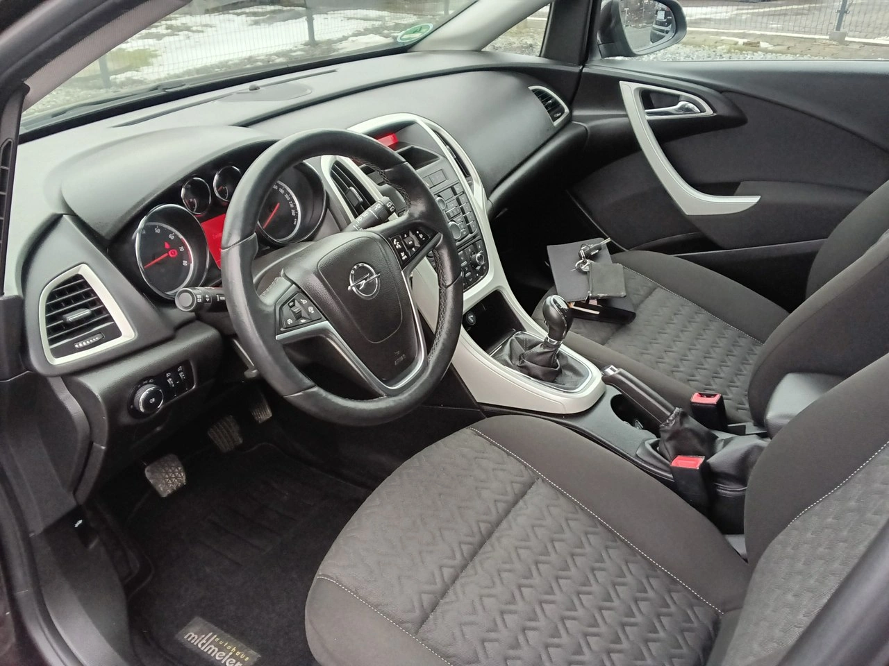 Opel Astra - Zdjęcie 8