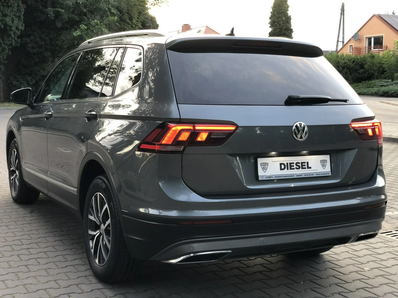 Volkswagen Tiguan - Zdjęcie 2