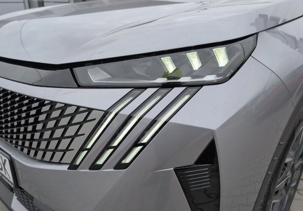 Peugeot 5008 - Zdjęcie 29