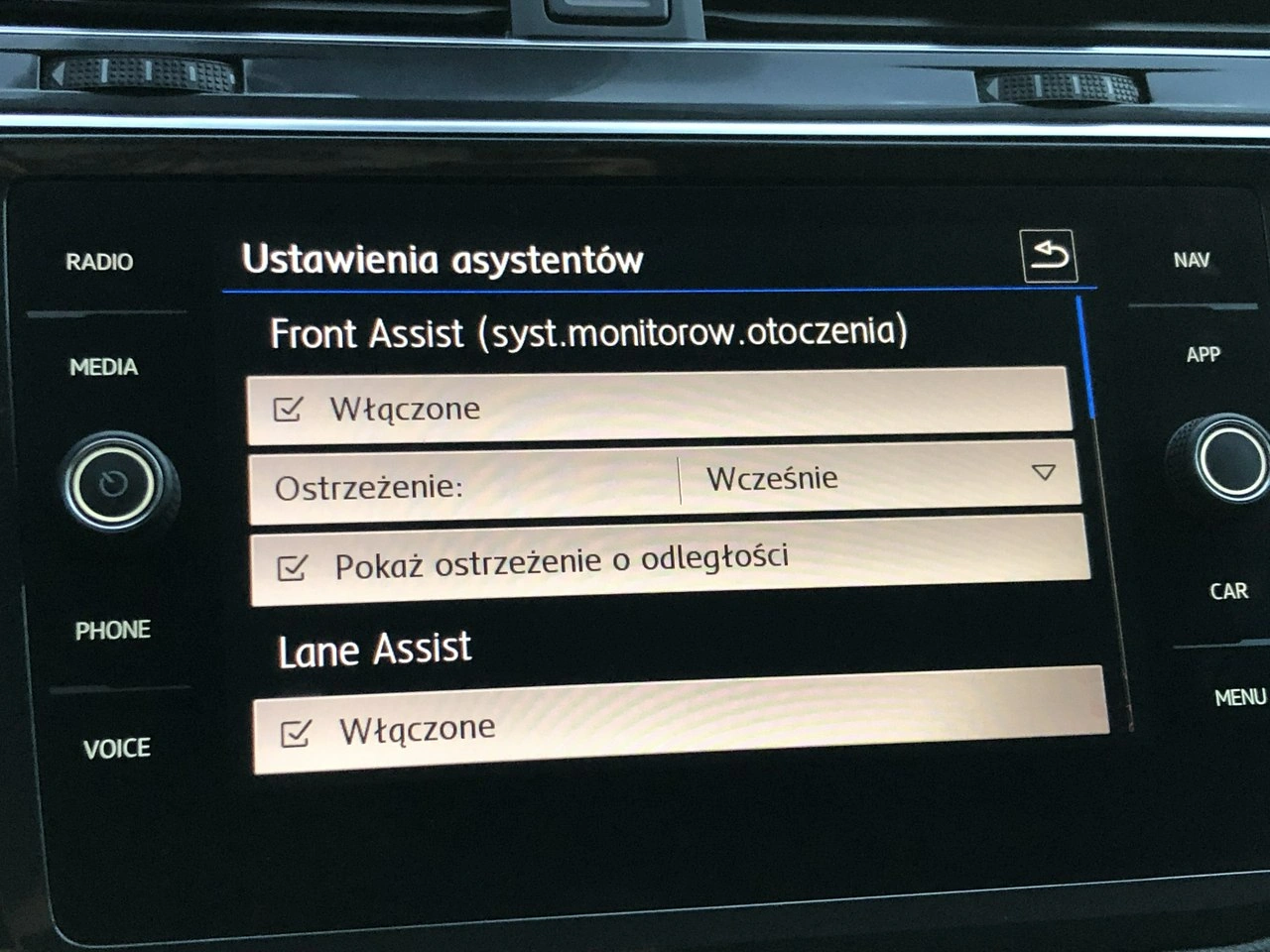 Volkswagen Tiguan Allspace - Zdjęcie 27